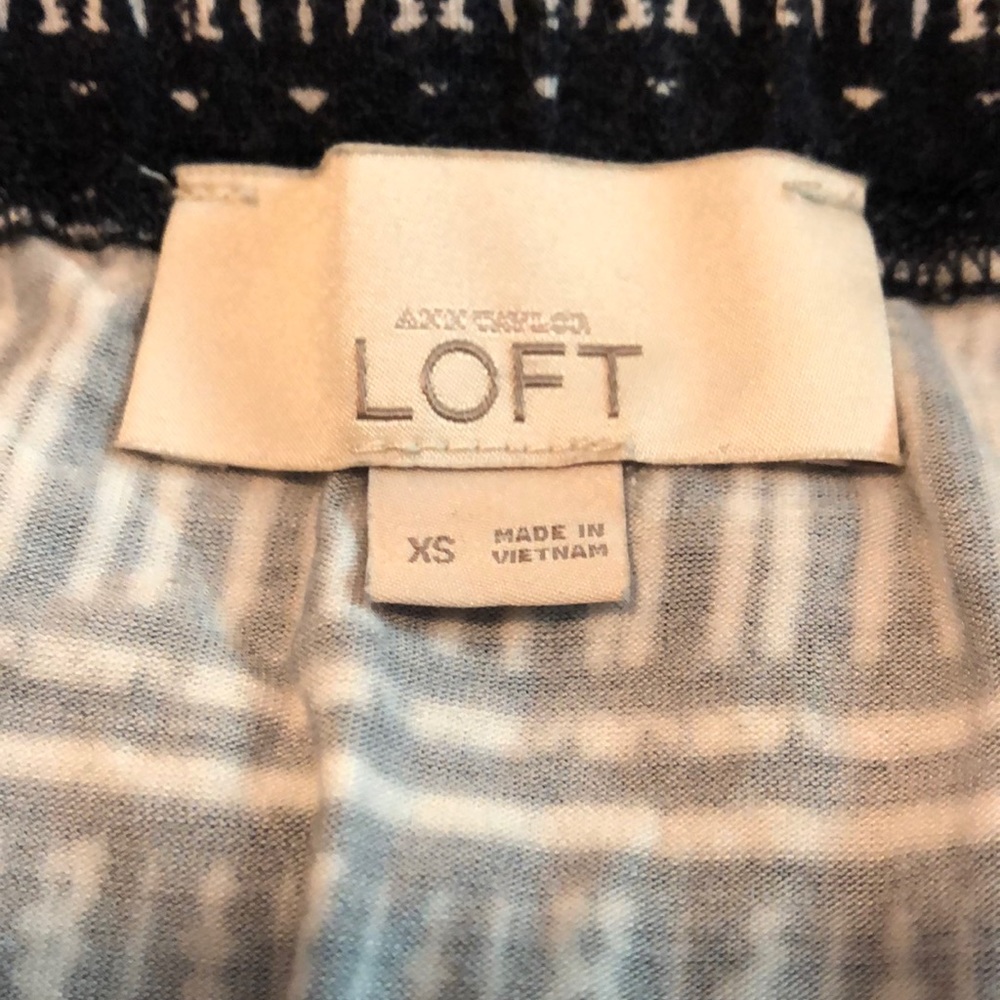 🎉moving sale🎉 LOFT tribal print knit maxi skirt XS - Picture 6 of 7